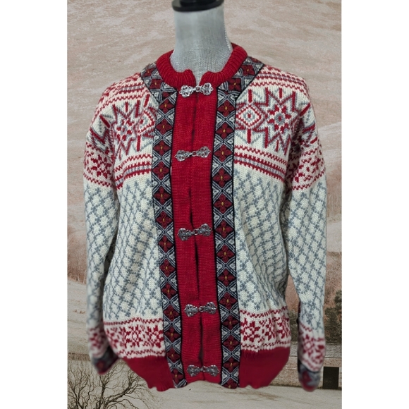 ❄️VINTAGE WOMENS DALE OF NORWAY Pewter CLASP KNITTED NORDIC SWEA TER SM❄️ - Picture 1 of 16